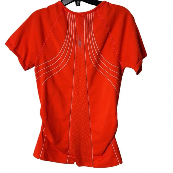 Athleta T shirt,  women Large . Coral,shirred sides , fitted , activewear, gym - Picture 2 of 14